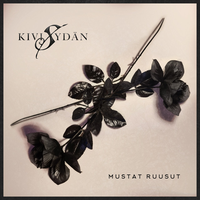 Mustat Ruusut