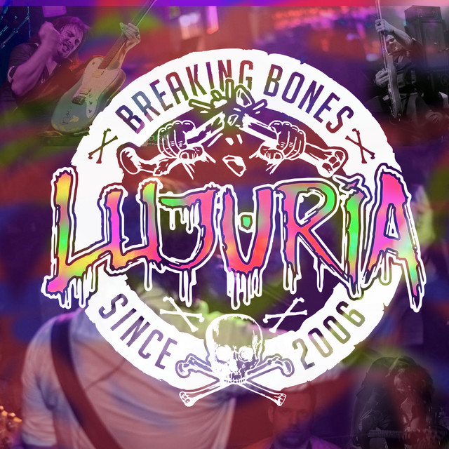 Breaking Bones At Roxy (En Directo)